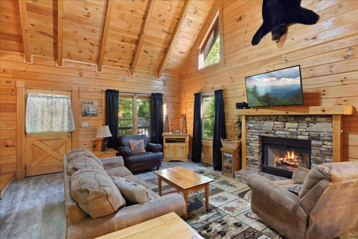 5Br Smoky Cabin Hot Tub, Games, 1 Mi To Parkway Pigeon Forge Exterior photo